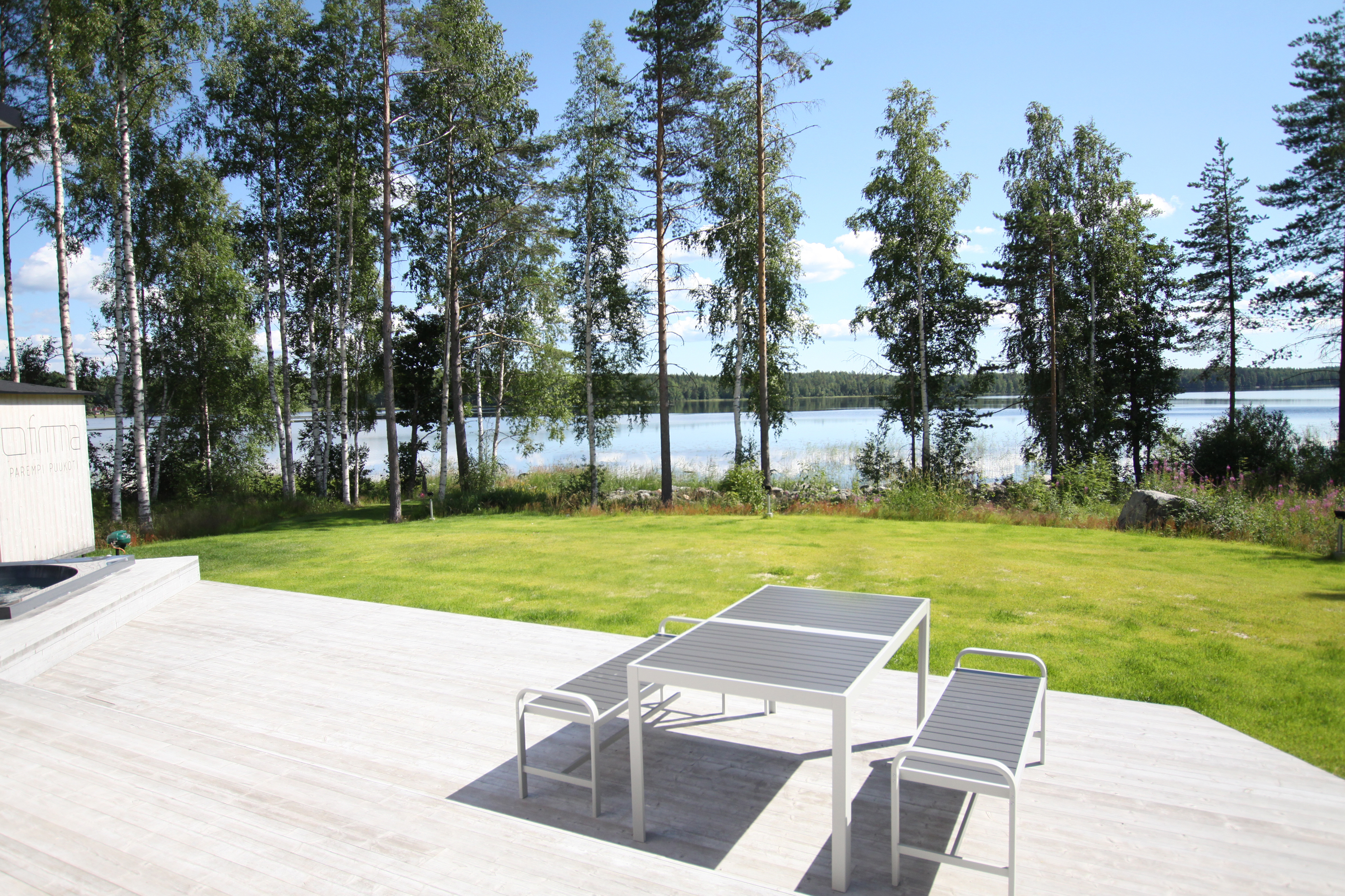 moderni vuokra mökki 